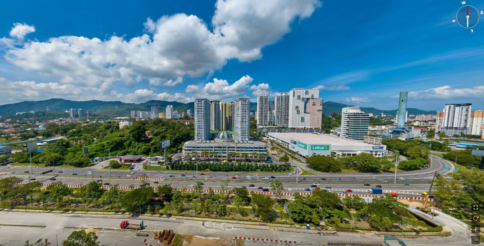 Keeperz Suites, Gelugor: real view from about 200 ft towards Bukit Dumbar