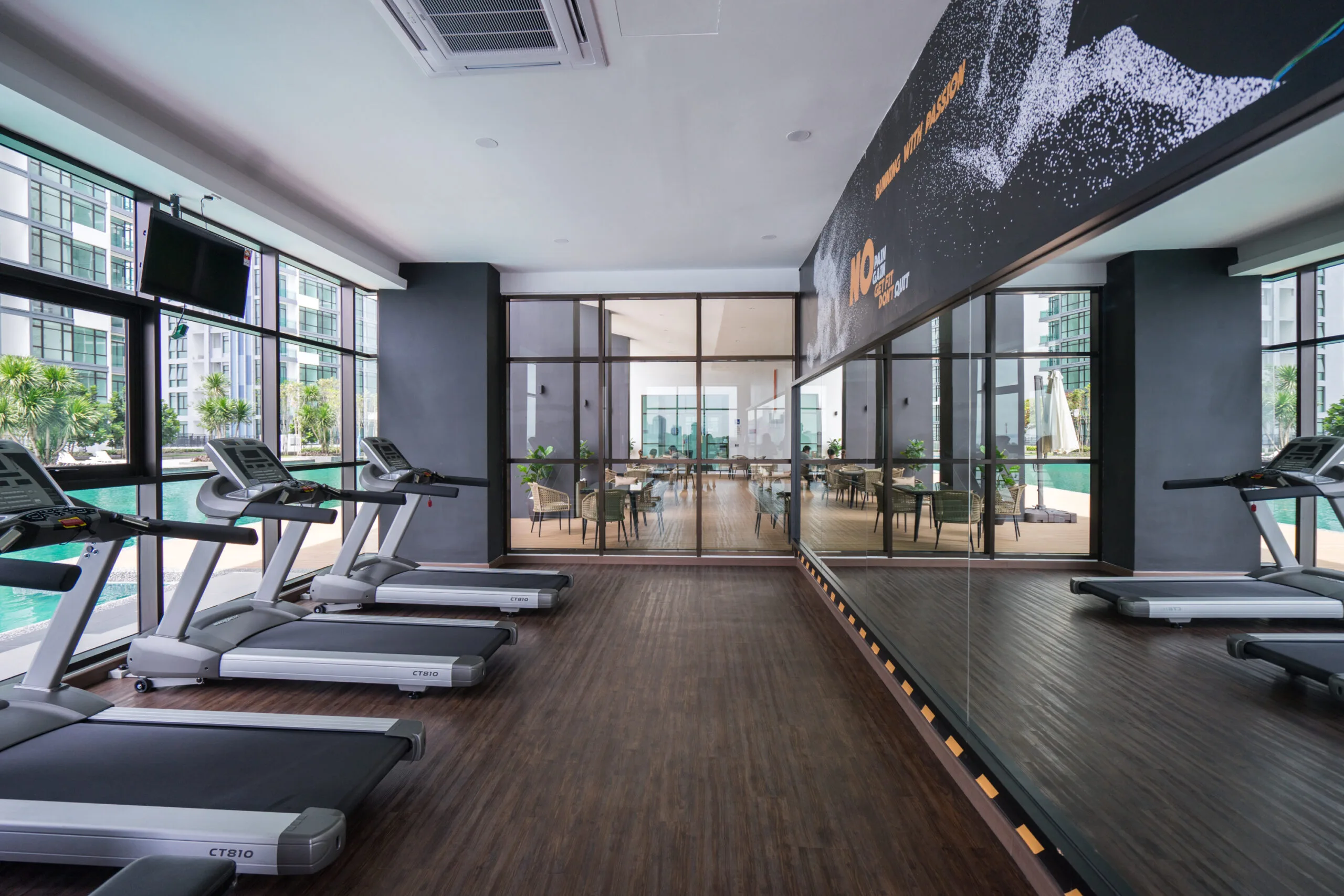 Gymnasium at Wave Marina Cove